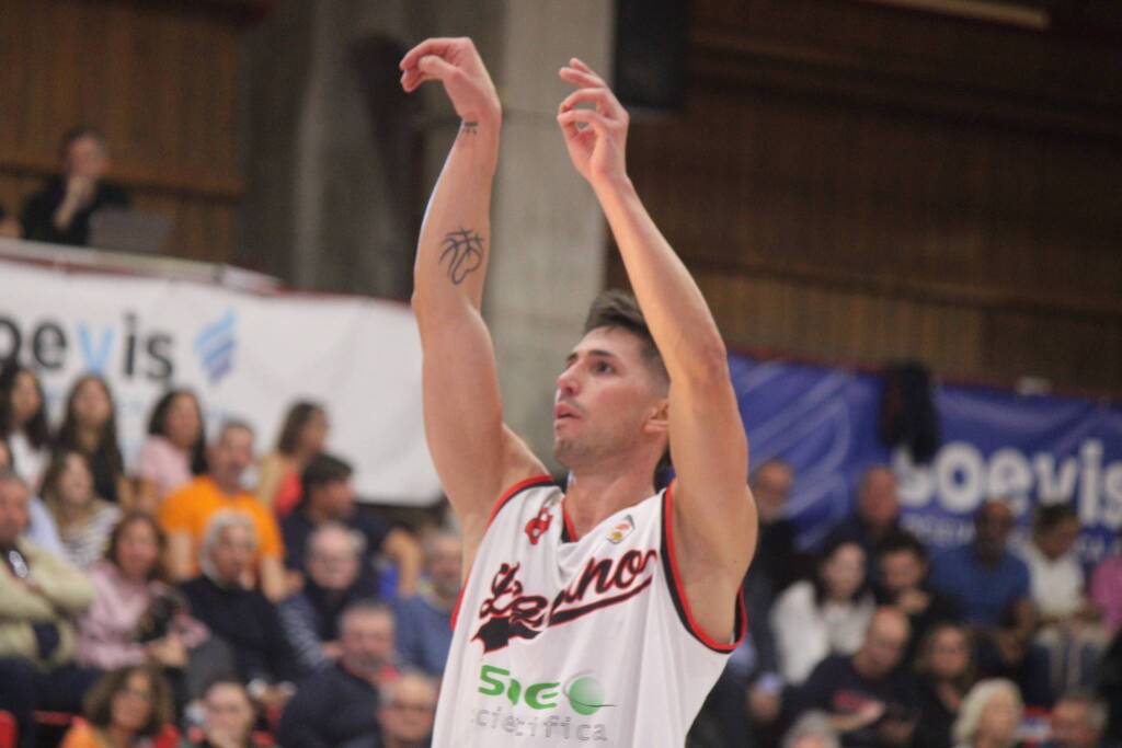 Legnano Basket sfida Piazza Armerina - Foto By Bernasconi