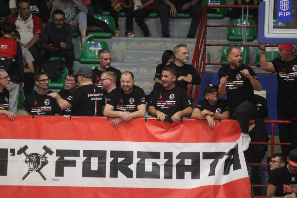 Legnano Basket sfida Piazza Armerina - Foto By Bernasconi