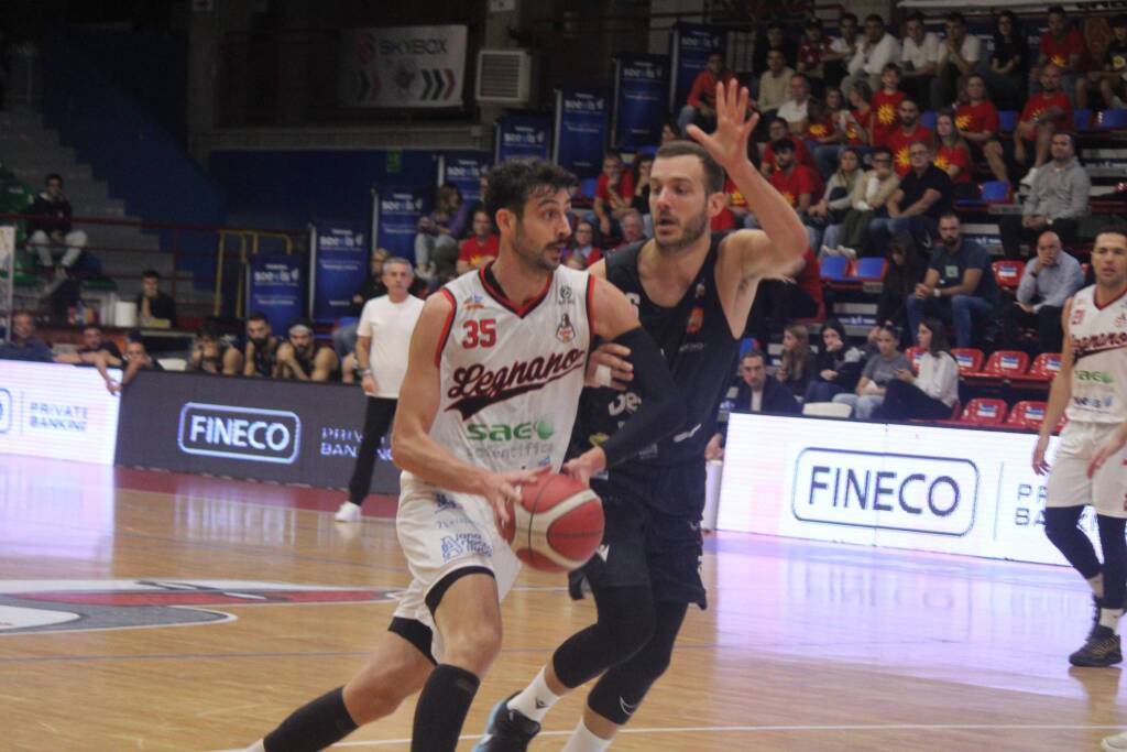 Legnano Basket sfida Piazza Armerina - Foto By Bernasconi