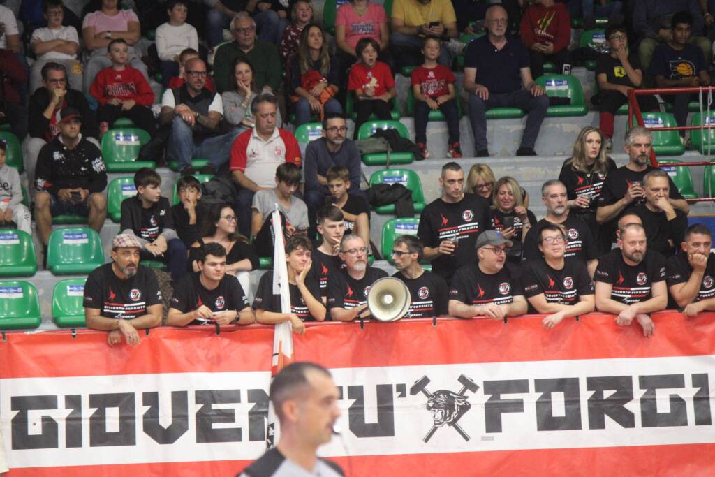 Legnano Basket sfida Piazza Armerina - Foto By Bernasconi
