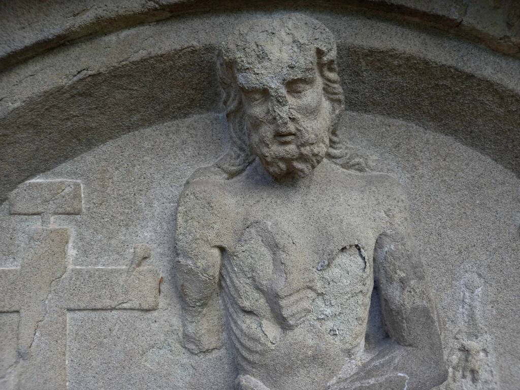 Restauro porta lignea settentrionale Collegiata