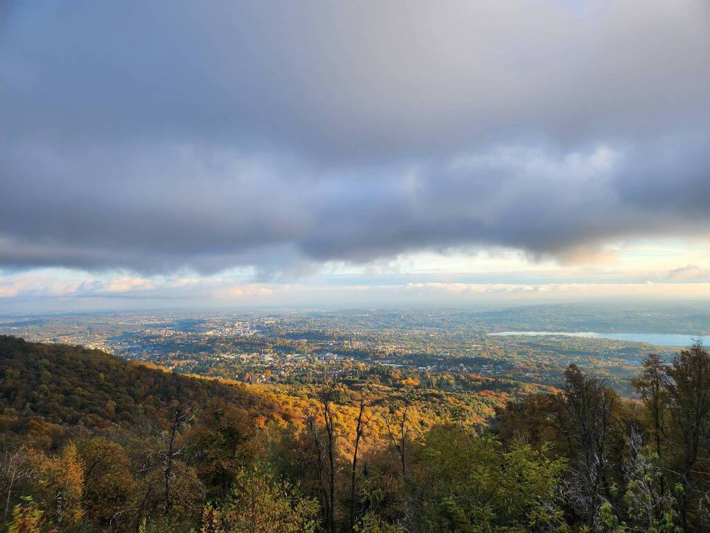 Salendo verso il campo dei fiori 
