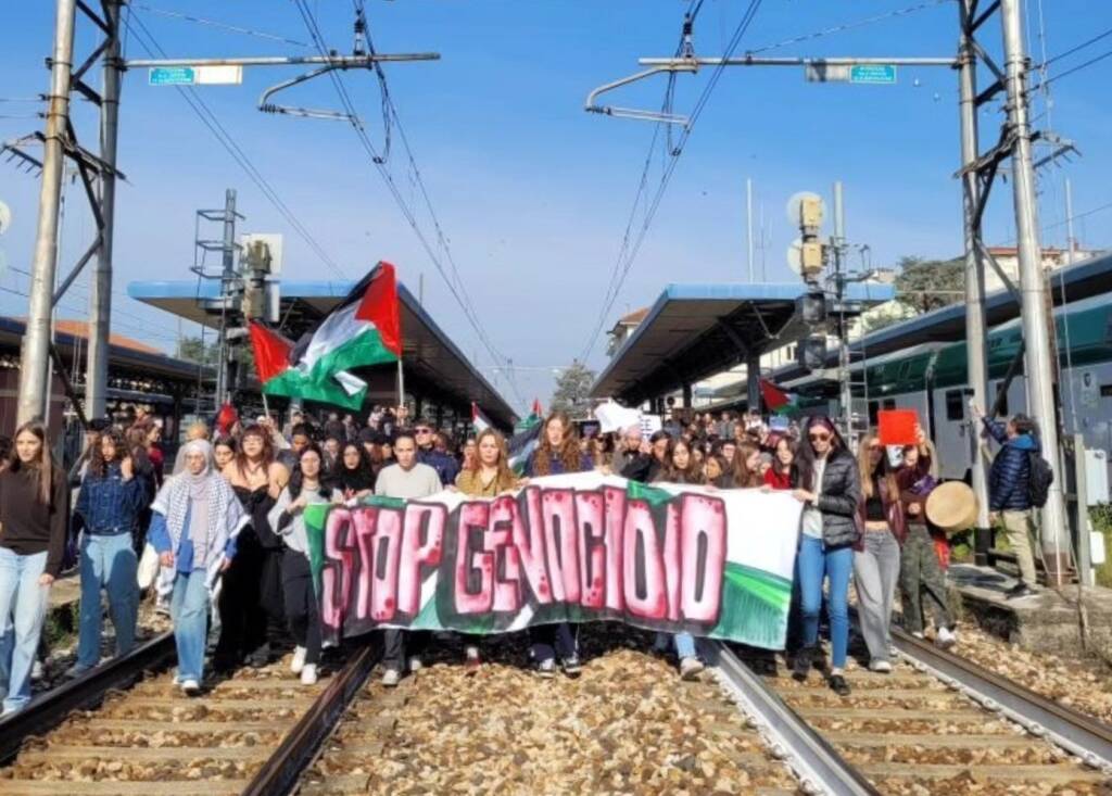 Saronno - manifestazione 3 ottobre 2025 per gaza