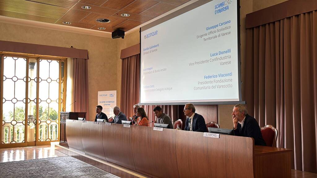 Scambi di Energia: a Ville Ponti il convegno ACinque