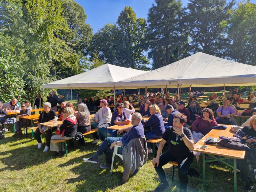 Taglio del nastro per il nuovo murale inclusivo all'ingresso del CPS di Legnano