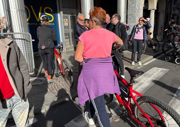 Tutti in bici in centro per la Tre Valli varesine