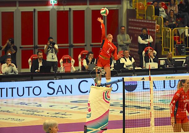 Eurotek Laica cuore e carattere: vittoria al quinto set contro Bergamo