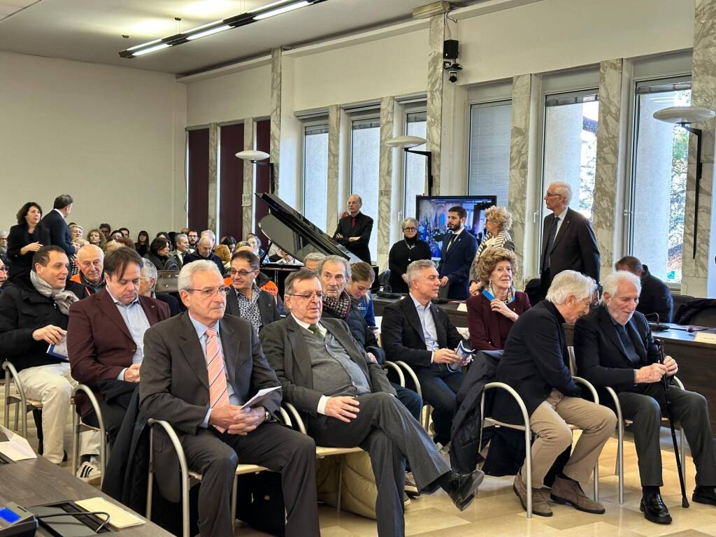 40 anni di Parabiago Città: consegnate benemerenze civiche e cittadinanze onorarie