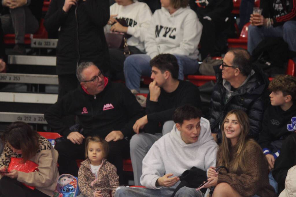 Basket Legnano sfida Gema Montecatini - Foto di Bernasconi 