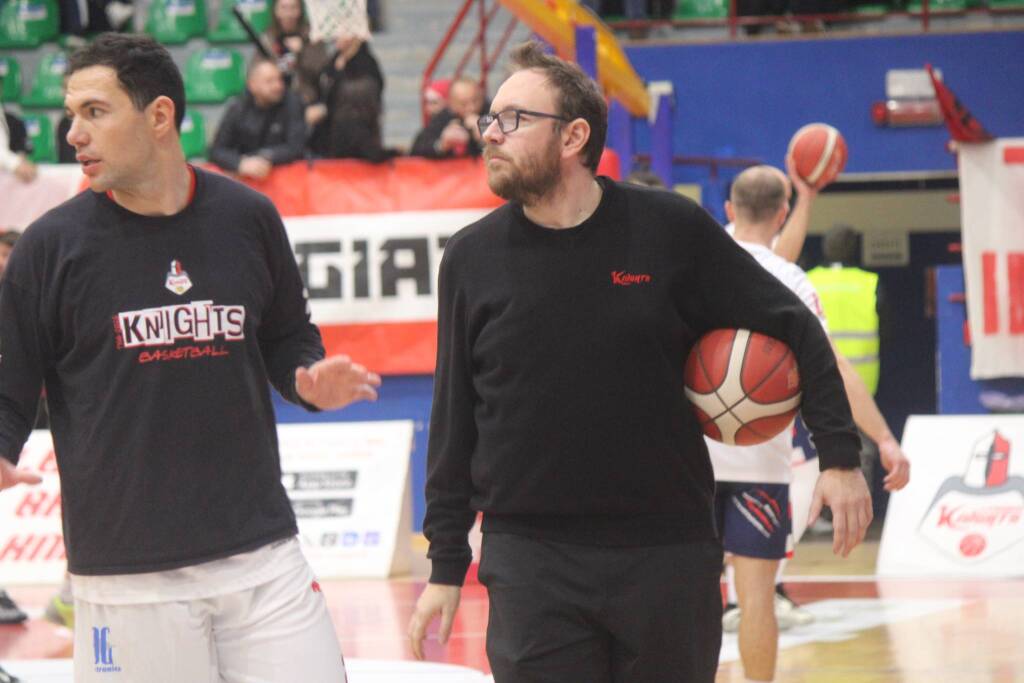 Basket Legnano sfida Gema Montecatini - Foto di Bernasconi 