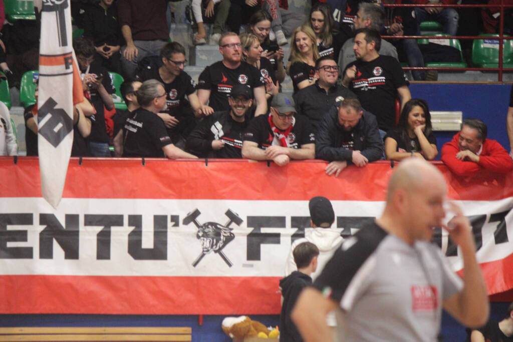 Basket Legnano sfida Gema Montecatini - Foto di Bernasconi 