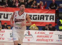 Basket Legnano sfida Gema Montecatini - Foto di Bernasconi