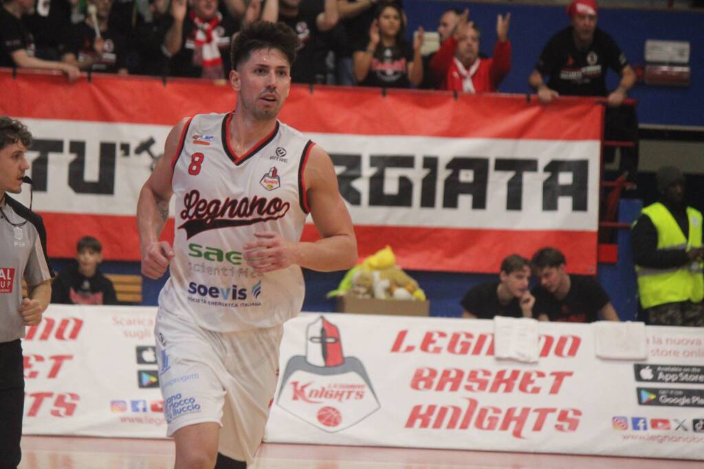Basket Legnano sfida Gema Montecatini - Foto di Bernasconi 