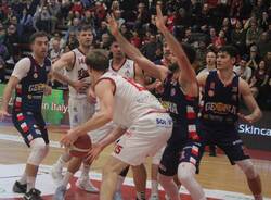 Basket Legnano sfida Gema Montecatini - Foto di Bernasconi 