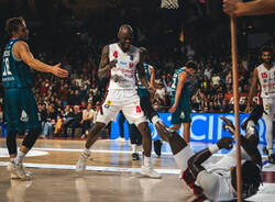 basket openjobmetis cantù varese