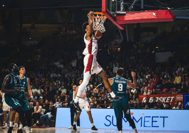 Openjobmetis Varese – Acqua S. Bernardo Cantù