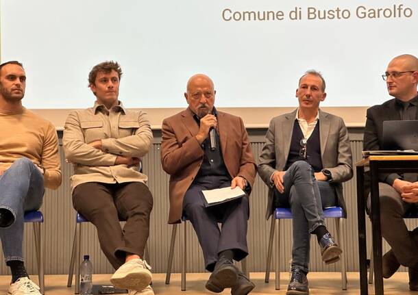 Busto Garolfo in festa per la riapertura della piscina comunale e i 26 anni di gestione di Lombardia Nuoto