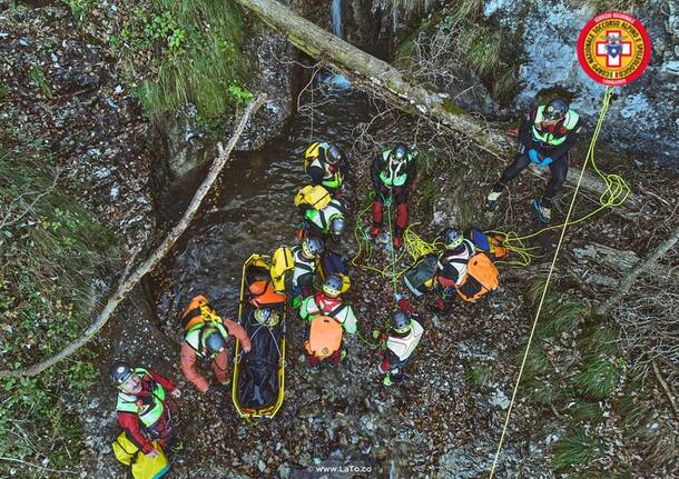 Esercitazione  a Castelveccana per il CNSAS