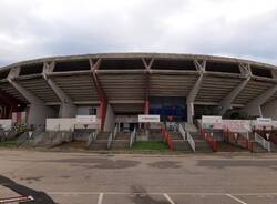 Lavori al palasport di Masnago: com\'era e com\'è