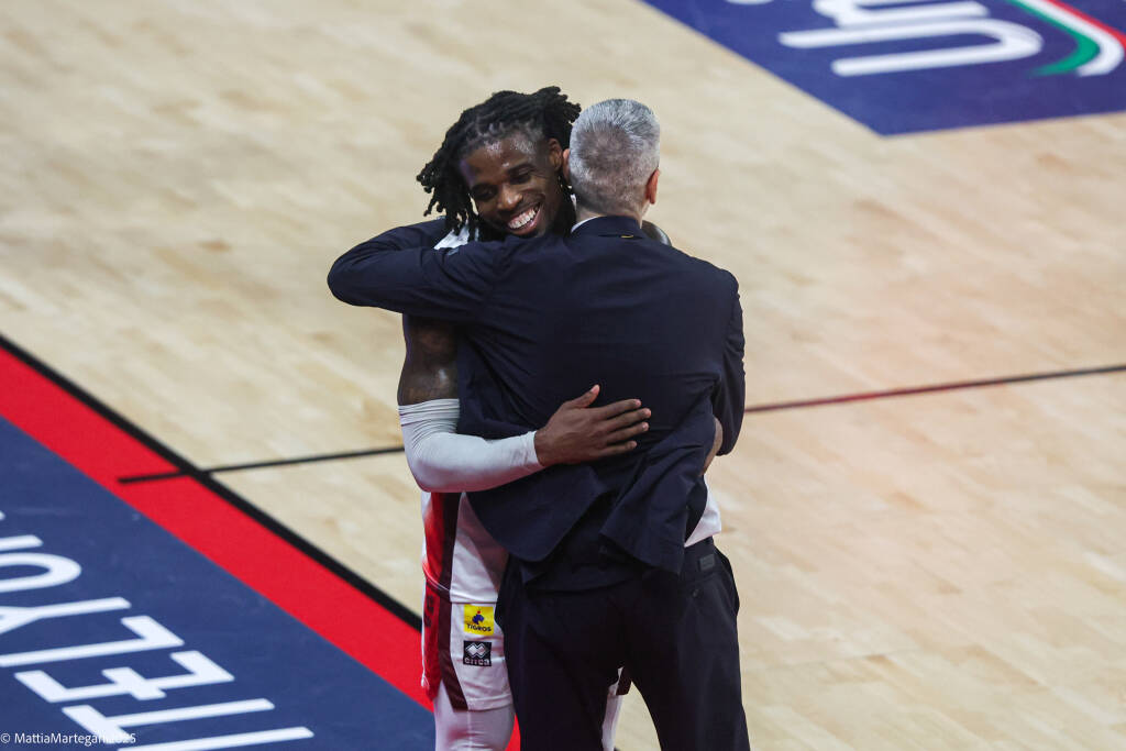 La Openjobmetis vince il derby contro Cantù