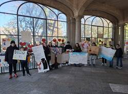 Casciago, la scuola diffonde amore e gentilezza con una mostra itinerante