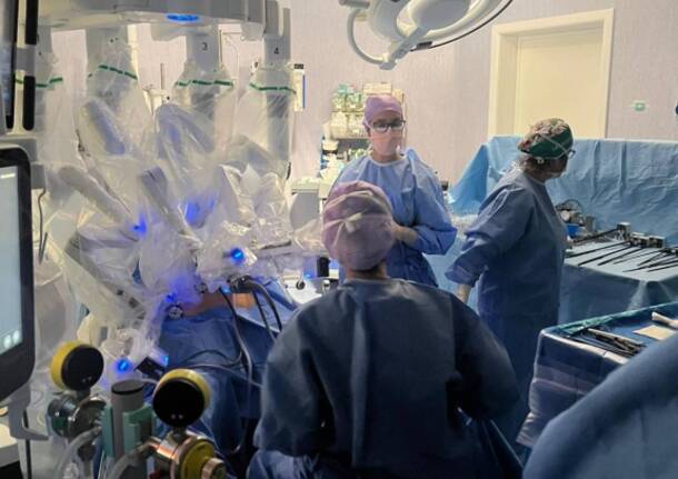 Chirurgia robotica in sala operatoria agli Ospedali di Legnano e Magenta