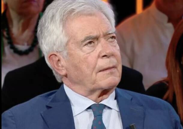 “Il merito, il bisogno e il grande tumulto”. Claudio Martelli arriva a Varese e presenta il suo libro