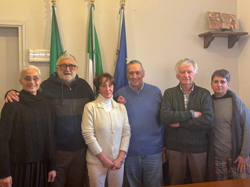 comitato e sindaca di cuasso