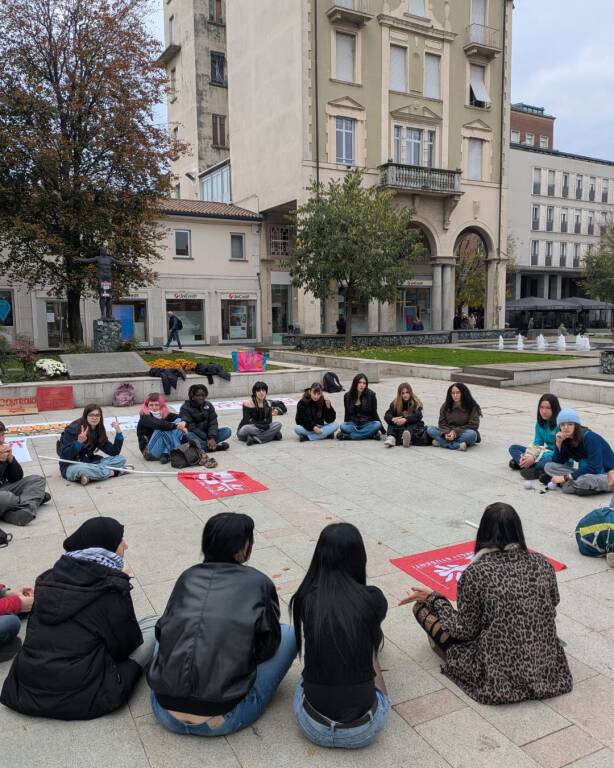 Corteo a Legnano per lo sciopero di Unione degli Studenti