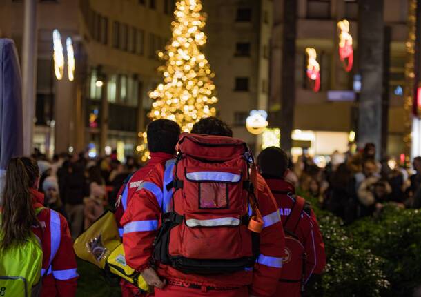 croce rossa busto natale