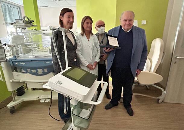 donazione lions a pediatria dssa Cherubini