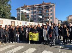 donne al muro busto arsizio