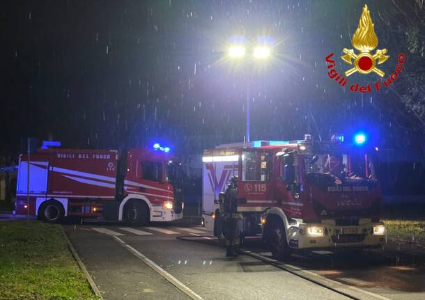 furgone fiamme lonate ceppino