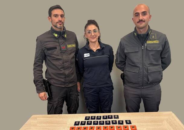 guardia di finanza como