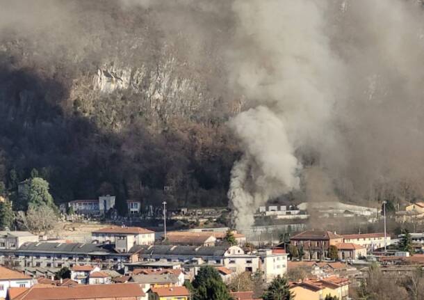 incendio Laveno Mombello 29 novembre