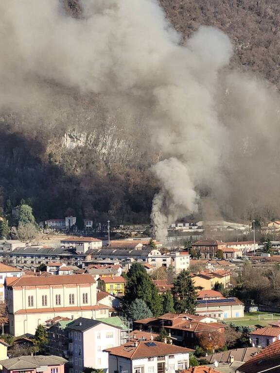 incendio Laveno Mombello 29 novembre