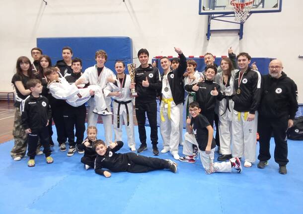 L’Olimpic Taekwondo Valerio Spinosa vince gli Internazionali d’Italia di combattimento Endas/Unitam 2025