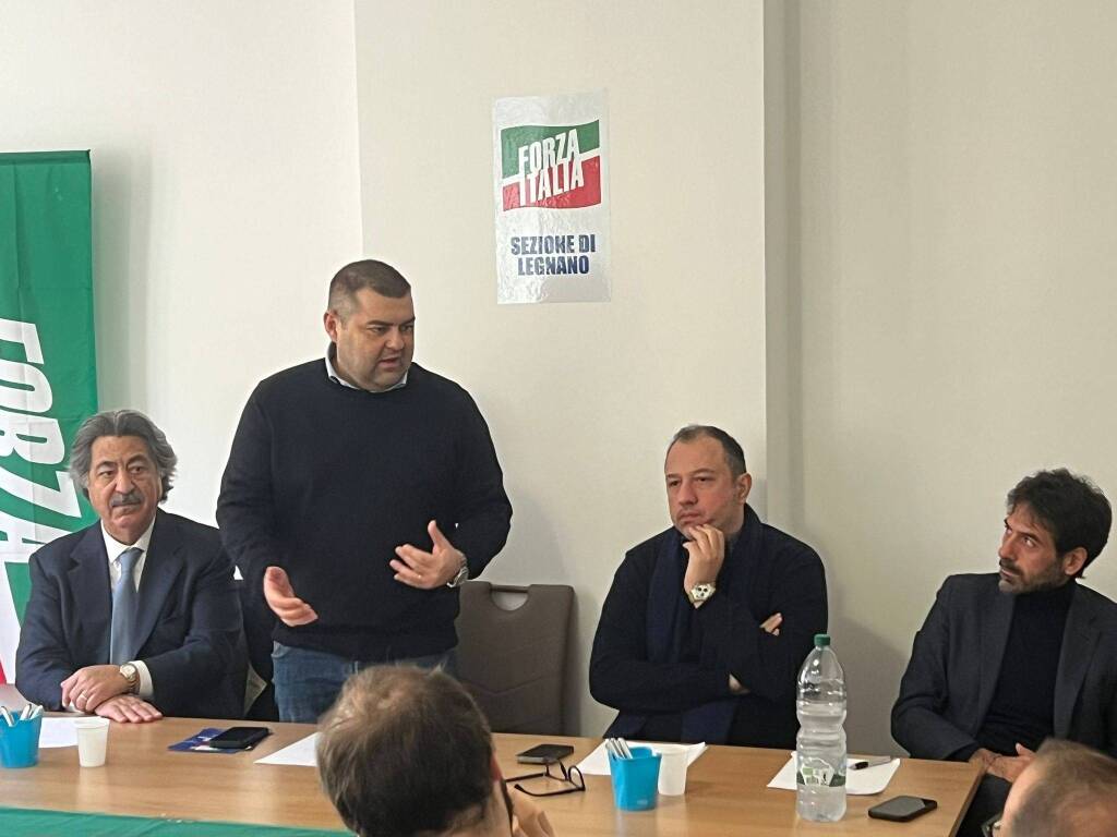 L'onorevole Sorte ospite alla sezione legnanese di Forza Italia