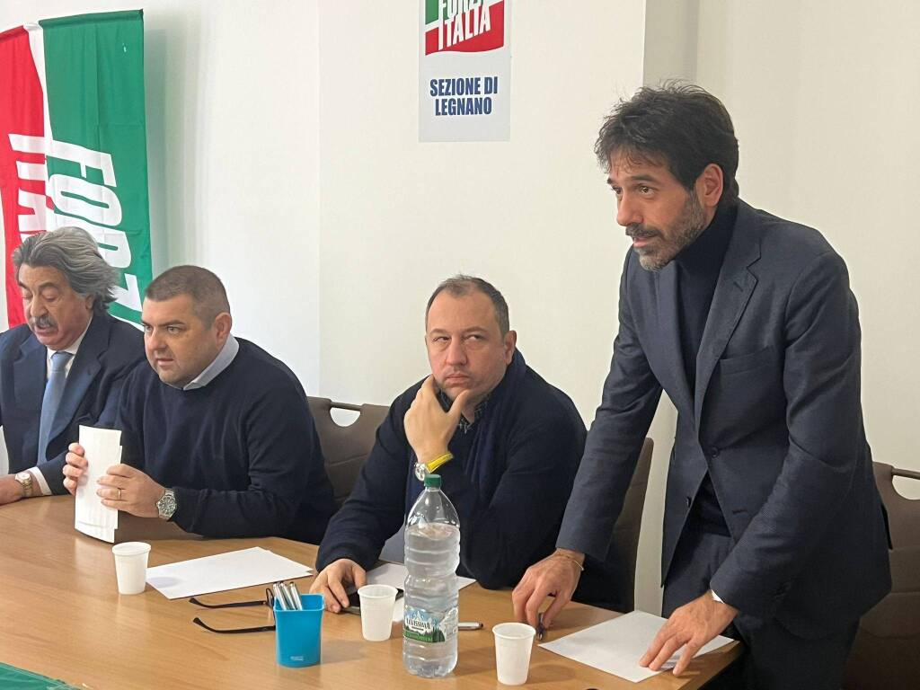 L'onorevole Sorte ospite alla sezione legnanese di Forza Italia