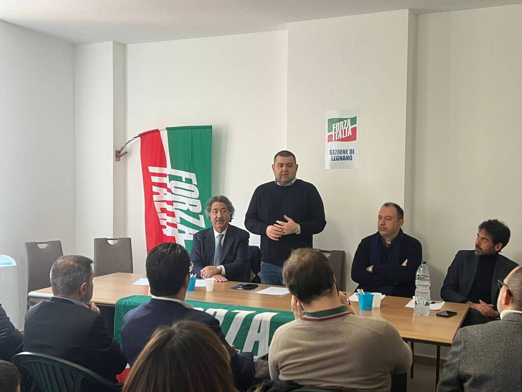 L'onorevole Sorte ospite alla sezione legnanese di Forza Italia