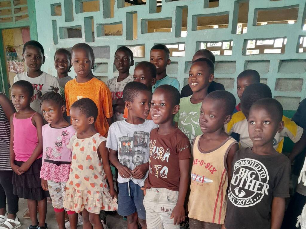 L'ultimo giorno del campus estivo alla scuola di Gede