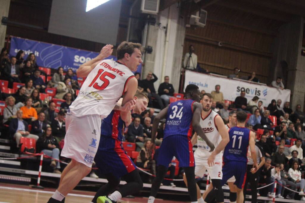 La sfida tra Legnano e Monferrato nelle foto di Bernasconi