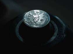 Le immagini scattate all'Istituto Poligrafico e Zecca dello Stato durante la realizzazione del conio