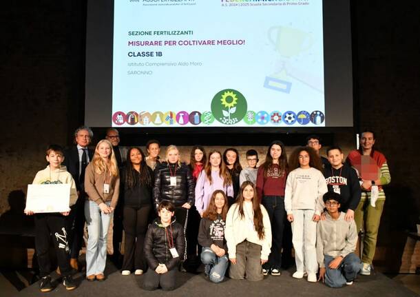 premiazione alunni comprensivo moro