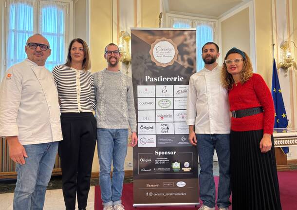 Presentazione creanza christmas market