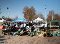 Pulizia del lago di Varese Ama&Vivi Plastic Free