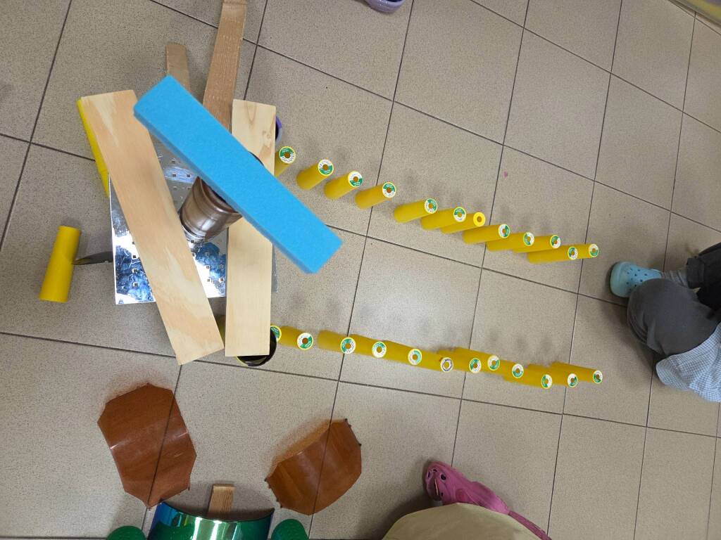 Scuola dell'infanzia Ernesta e Carlo Brianza, Lozza