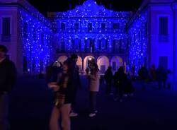 Si accendono le luci di Natale ai giardini estensi