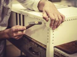 Valigeria Bertoni di Varese cerca un apprendista pellettiere 17625003517a8qwl9p9ctfuk2k