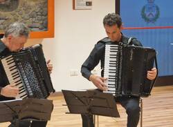 Viaggio musicale intorno al mondo a Canegrate con il concerto "Raccontando la fisarmonica"